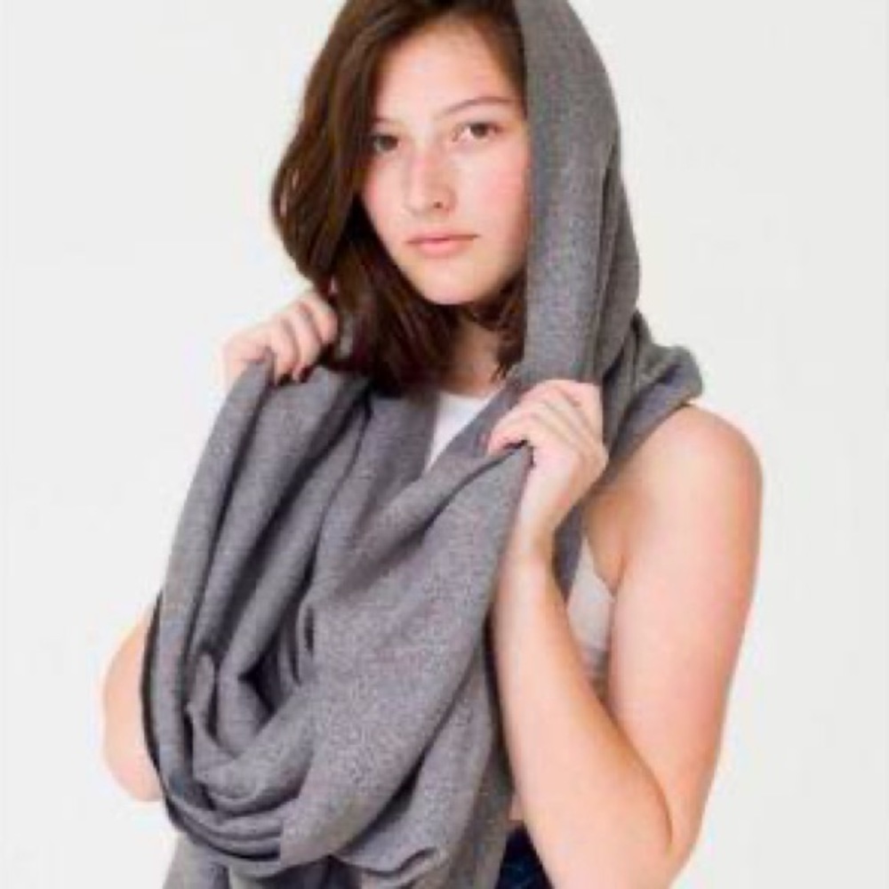 AMERICAN APPAREL Circle Scarf